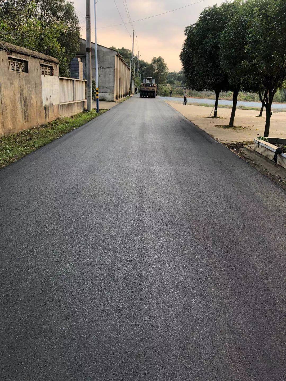 長沙太空金路橋材料有限公司,雙鋼輪壓路機(jī),福格勒瀝青攤鋪機(jī),AC系列,AF系列,SBS系列