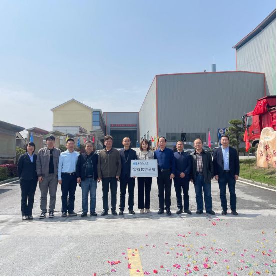 長沙太空金路橋材料有限公司,雙鋼輪壓路機(jī),福格勒瀝青攤鋪機(jī),AC系列,AF系列,SBS系列